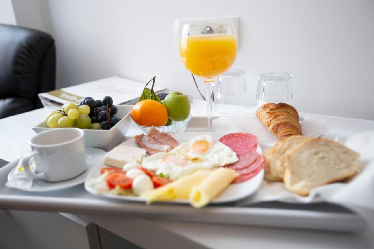 B Gold Luxury Rooms B&B 스플리트 외부 사진