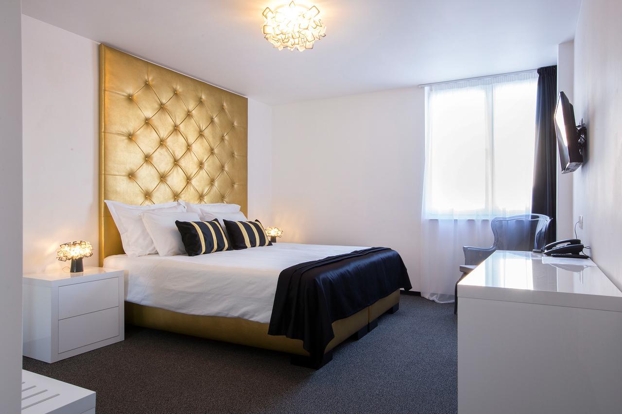 B Gold Luxury Rooms B&B 스플리트 외부 사진