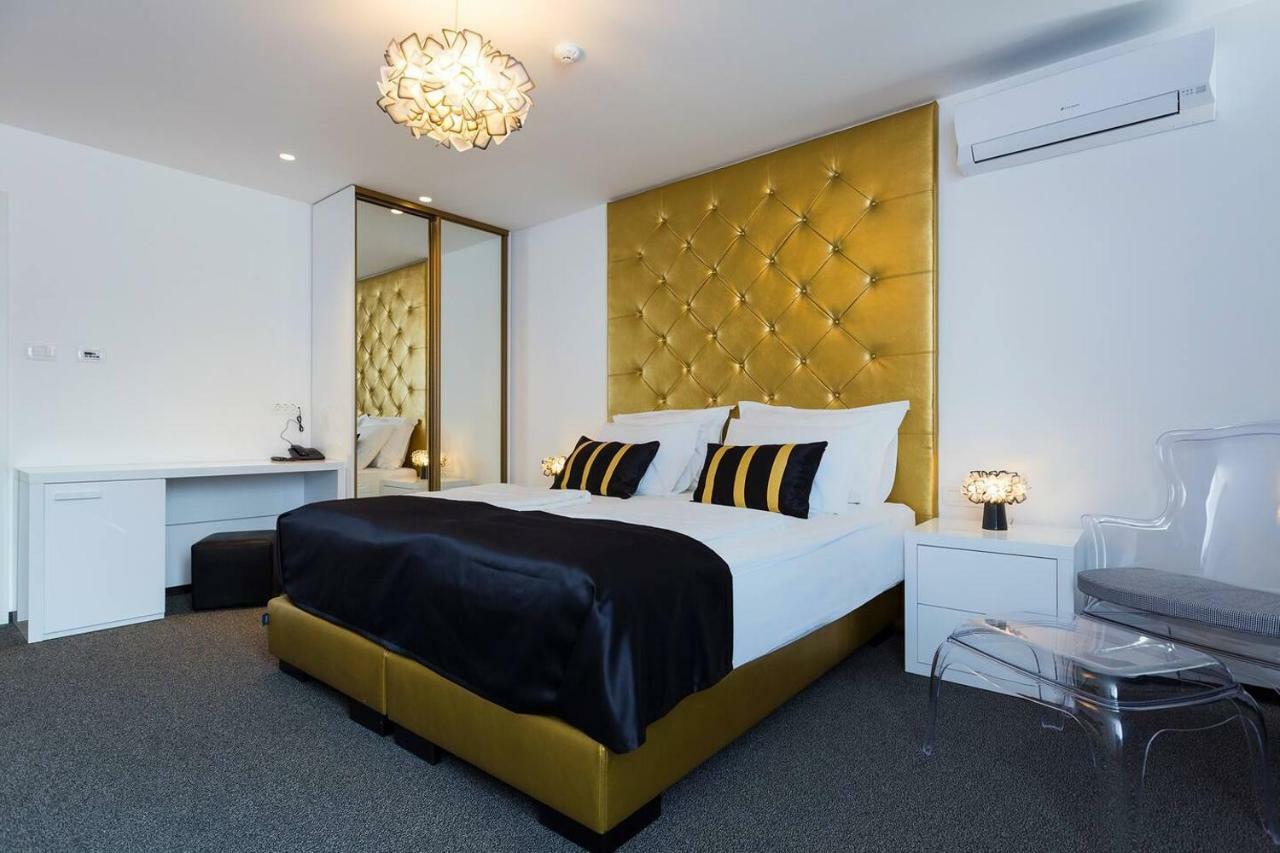 B Gold Luxury Rooms B&B 스플리트 외부 사진